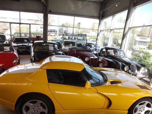 Dodge Viper RT 10 aus 2.Generation, wenig Laufleistung