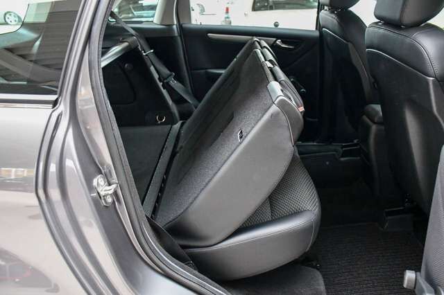 MERCEDES-BENZ B200 Automatik Sportpaket Navi Bi-Xenon Tempomat Ansicht 13 für Fahrzeugdetailseite