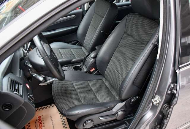 MERCEDES-BENZ B200 Automatik Sportpaket Navi Bi-Xenon Tempomat Ansicht 8 für Fahrzeugdetailseite