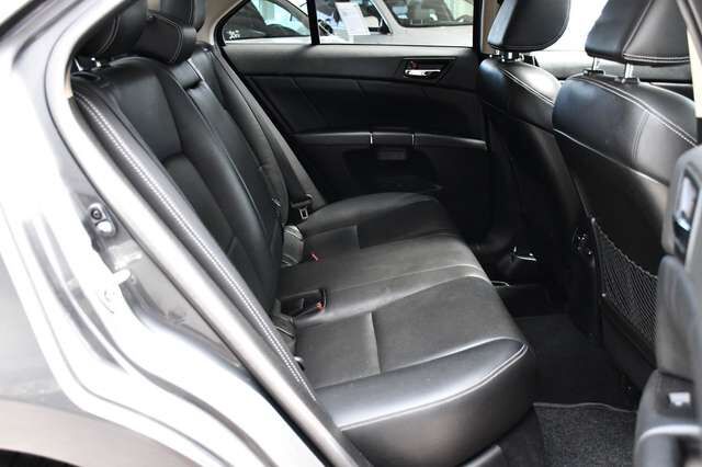 SUZUKI kizashi Sport 4x4 Aut Sport-Design Leder Xenon Ansicht 15 für Fahrzeugdetailseite