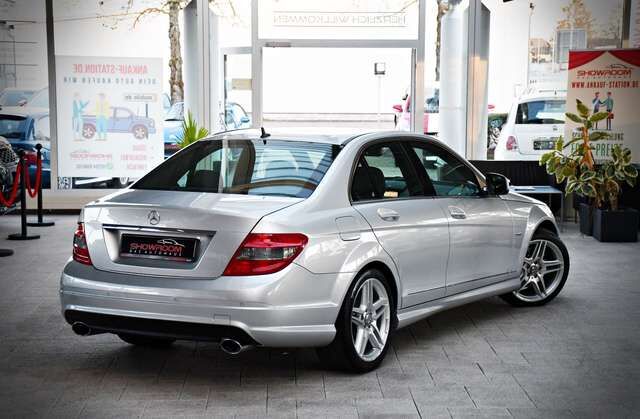MERCEDES-BENZ C280 Lim. Avantgarde AMG-Line 1. Hand Rentner! Ansicht 2 für Fahrzeugdetailseite