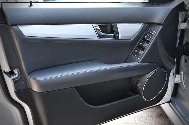MERCEDES-BENZ C280 Lim. Avantgarde AMG-Line 1. Hand Rentner! Ansicht 7 für Fahrzeugdetailseite
