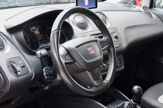 SEAT Ibiza ST Style 1.2 Tempomat Klima PDC Navi 2.Hd Ansicht 15 für Fahrzeugdetailseite
