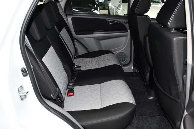 SUZUKI SX4 Style Automatik Keyless Bluetooth Navi 1Hand Ansicht 13 für Fahrzeugdetailseite