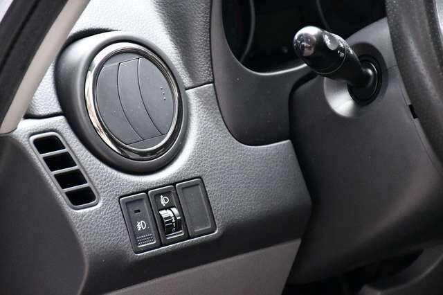 SUZUKI SX4 Style Automatik Keyless Bluetooth Navi 1Hand Ansicht 9 für Fahrzeugdetailseite