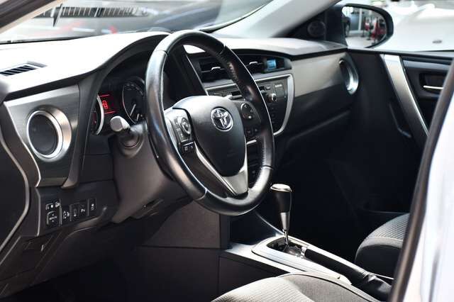 TOYOTA Auris Life+ Aut. Kamera 2.Hd nur 69tkm! Ansicht 15 für Fahrzeugdetailseite