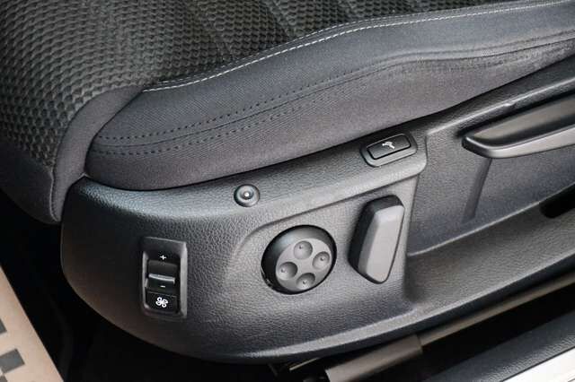 VW CC Navi Massage Sitzklima&Heizung Kamera Tempom. Ansicht 11 für Fahrzeugdetailseite