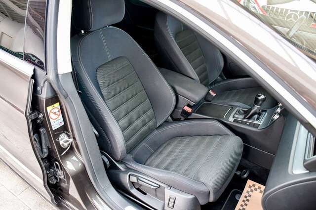 VW CC Navi Massage Sitzklima&Heizung Kamera Tempom. Ansicht 12 für Fahrzeugdetailseite
