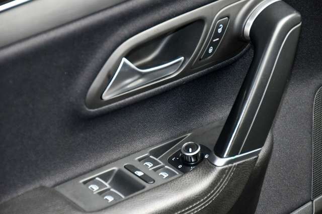 VW CC Navi Massage Sitzklima&Heizung Kamera Tempom. Ansicht 8 für Fahrzeugdetailseite