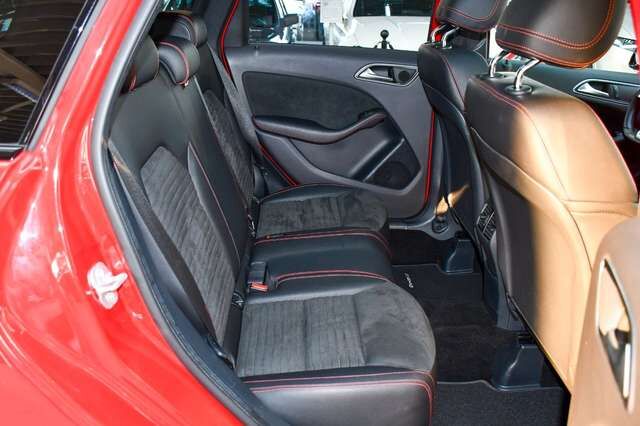 MERCEDES-BENZ B220 d 4Matic AMG-Line Night-Paket 1.Hand Ansicht 14 für Fahrzeugdetailseite