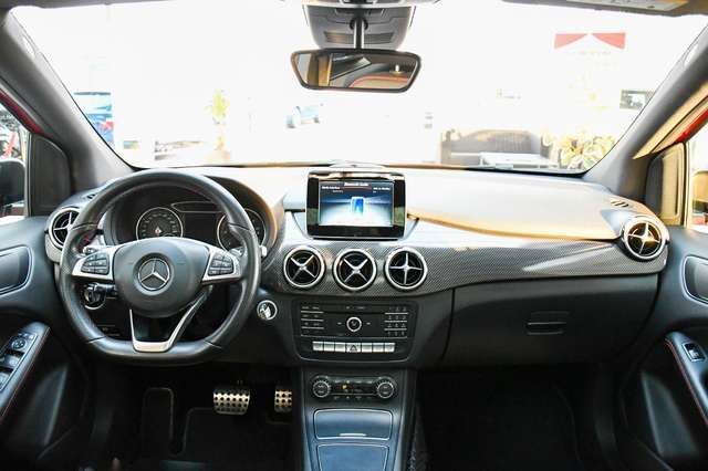 MERCEDES-BENZ B220 d 4Matic AMG-Line Night-Paket 1.Hand Ansicht 17 für Fahrzeugdetailseite