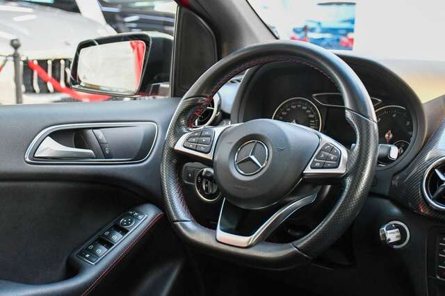 MERCEDES-BENZ B220 d 4Matic AMG-Line Night-Paket 1.Hand Ansicht 18 für Fahrzeugdetailseite