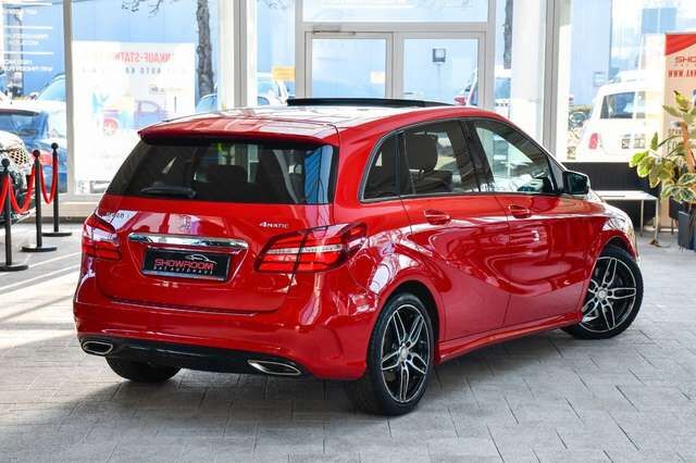 MERCEDES-BENZ B220 d 4Matic AMG-Line Night-Paket 1.Hand Ansicht 2 für Fahrzeugdetailseite