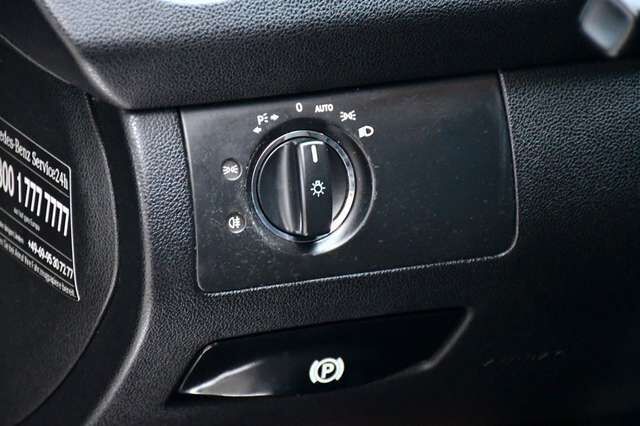 MERCEDES-BENZ ML 350 ML 300 CDI  7G BlueEfficiency 4Matic Sport-Paket Ansicht 10 für Fahrzeugdetailseite