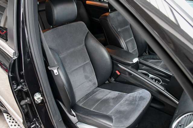 MERCEDES-BENZ ML 350 ML 300 CDI  7G BlueEfficiency 4Matic Sport-Paket Ansicht 17 für Fahrzeugdetailseite