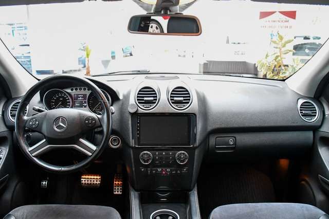 MERCEDES-BENZ ML 350 ML 300 CDI  7G BlueEfficiency 4Matic Sport-Paket Ansicht 21 für Fahrzeugdetailseite