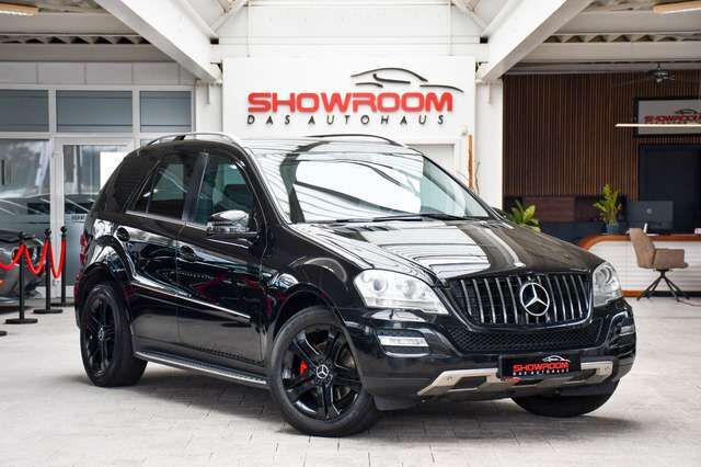 MERCEDES-BENZ ML 350 ML 300 CDI  7G BlueEfficiency 4Matic Sport-Paket Ansicht 3 für Fahrzeugdetailseite