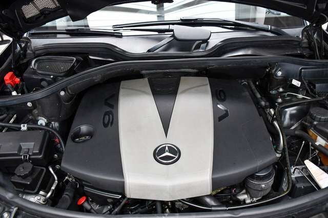MERCEDES-BENZ ML 350 ML 300 CDI  7G BlueEfficiency 4Matic Sport-Paket Ansicht 30 für Fahrzeugdetailseite