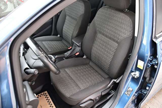 OPEL Astra J Limo Active Automatik Tempomat Shz PDC Ansicht 20 für Fahrzeugdetailseite