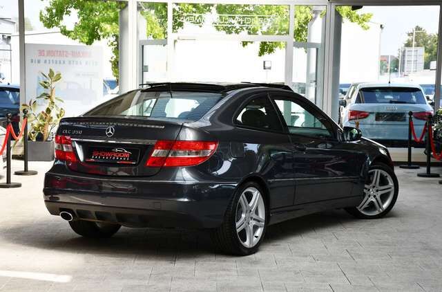MERCEDES-BENZ CLC V6 Aut. Sportpaket 18 Leder Pano Navi Ansicht 2 für Fahrzeugdetailseite