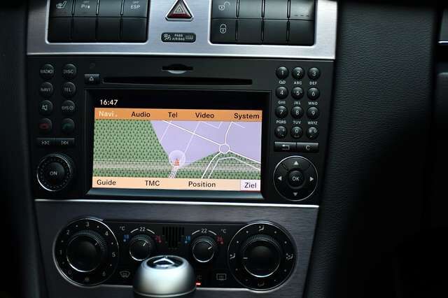 MERCEDES-BENZ CLC V6 Aut. Sportpaket 18 Leder Pano Navi Ansicht 22 für Fahrzeugdetailseite