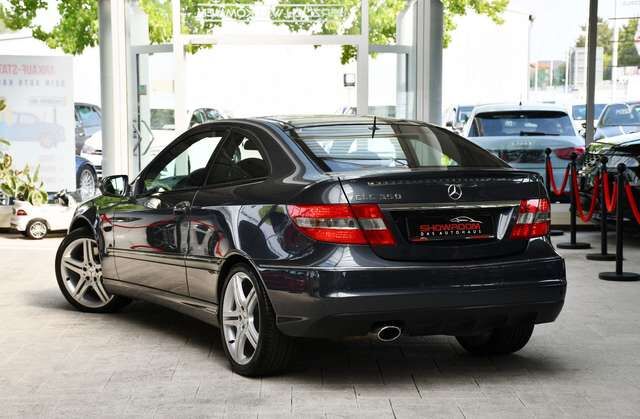 MERCEDES-BENZ CLC V6 Aut. Sportpaket 18 Leder Pano Navi Ansicht 4 für Fahrzeugdetailseite
