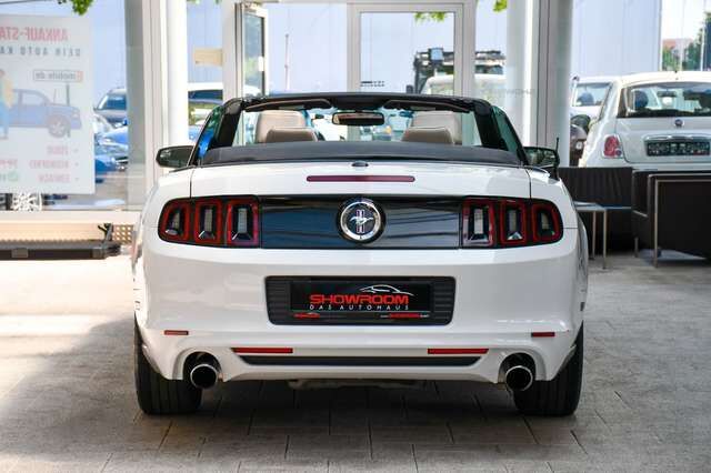 FORD Mustang 3.7L V6 Cyclone Aut. Xenon CarPlay Leder Ansicht 10 für Fahrzeugdetailseite