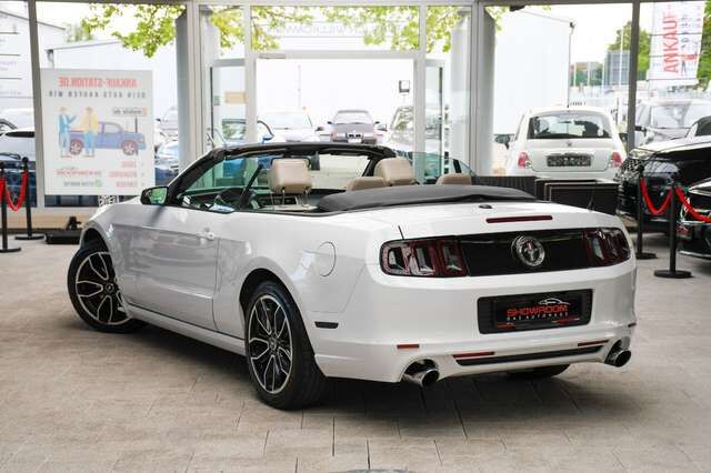FORD Mustang 3.7L V6 Cyclone Aut. Xenon CarPlay Leder Ansicht 7 für Fahrzeugdetailseite