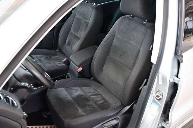 VW Tiguan Sport & Style BMT Navi PDC Shz Ahk Ansicht 10 für Fahrzeugdetailseite