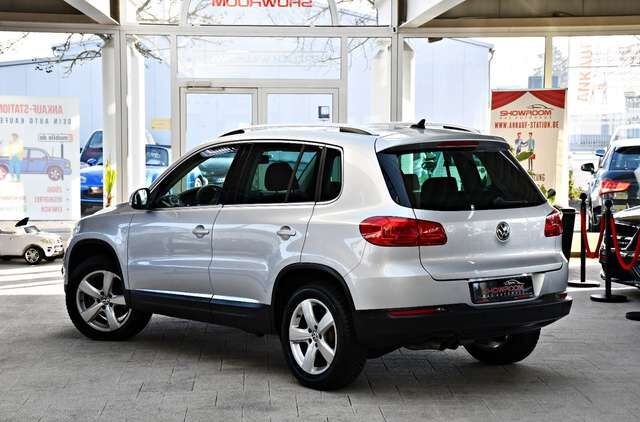 VW Tiguan Sport & Style BMT Navi PDC Shz Ahk Ansicht 4 für Fahrzeugdetailseite