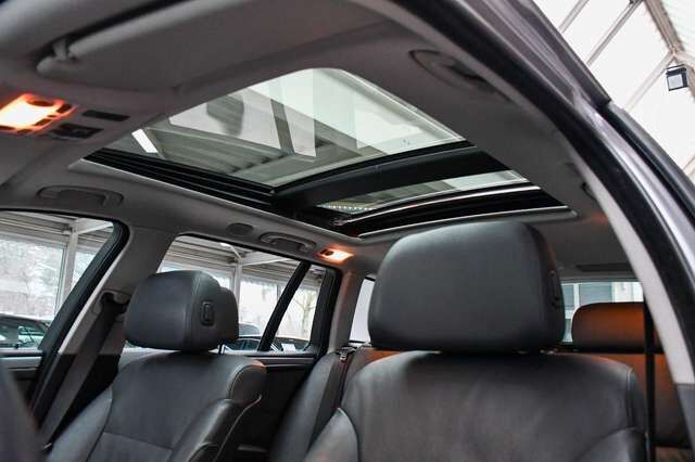 BMW 525 D Aut. Exclusive Pano Navi Prof Leder Xenon Ansicht 12 für Fahrzeugdetailseite
