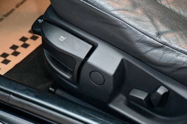 BMW 525 D Aut. Exclusive Pano Navi Prof Leder Xenon Ansicht 13 für Fahrzeugdetailseite