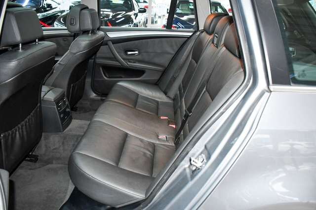 BMW 525 D Aut. Exclusive Pano Navi Prof Leder Xenon Ansicht 15 für Fahrzeugdetailseite