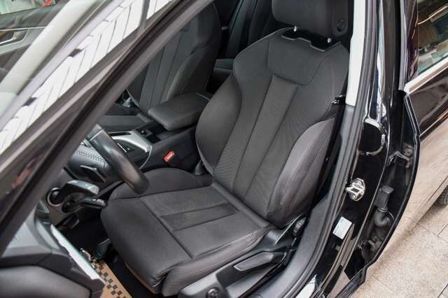 AUDI A4 Avant Sport Ultra S-line Aut. Led 3x Isofix Ansicht 10 für Fahrzeugdetailseite