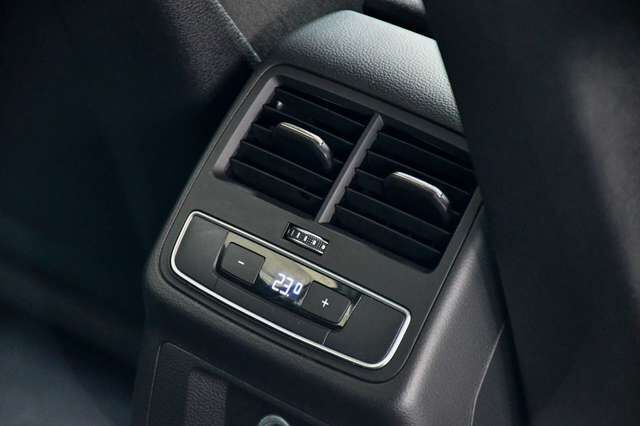 AUDI A4 Avant Sport Ultra S-line Aut. Led 3x Isofix Ansicht 14 für Fahrzeugdetailseite