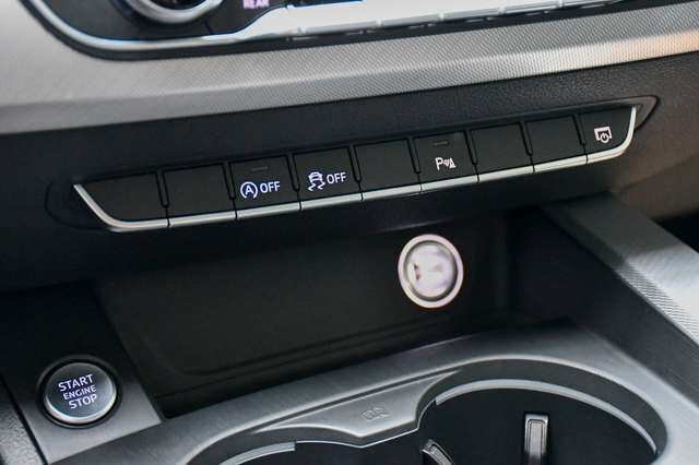 AUDI A4 Avant Sport Ultra S-line Aut. Led 3x Isofix Ansicht 26 für Fahrzeugdetailseite