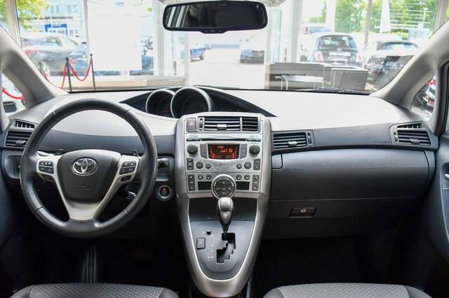 TOYOTA Verso Executive Automatik Kamera 7Sitzer 1.Hand Ansicht 19 für Fahrzeugdetailseite