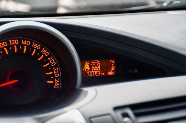 TOYOTA Verso Executive Automatik Kamera 7Sitzer 1.Hand Ansicht 21 für Fahrzeugdetailseite
