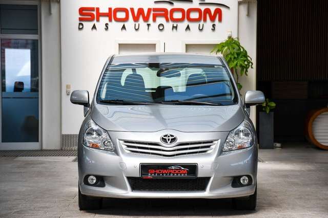 TOYOTA Verso Executive Automatik Kamera 7Sitzer 1.Hand Ansicht 5 für Fahrzeugdetailseite