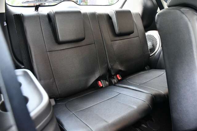 MITSUBISHI Outlander ClearTec Instyle 4WD Navi Kam 7 Sitzer Ansicht 24 für Fahrzeugdetailseite