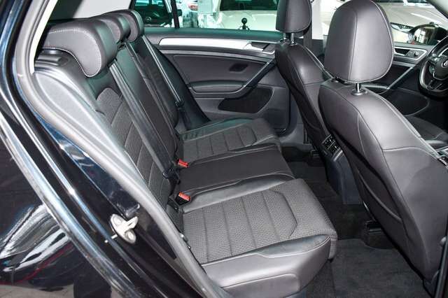 VW Golf VII Lim. Comfortline BlueTDI DSG ACC 1.Hand Ansicht 14 für Fahrzeugdetailseite