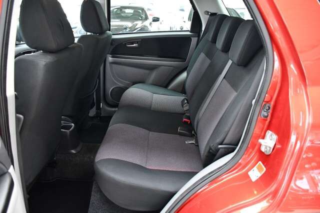 SUZUKI SX4 Diesel 2.0 DDiS 4WD Allrad Comfort Keyless Ansicht 12 für Fahrzeugdetailseite