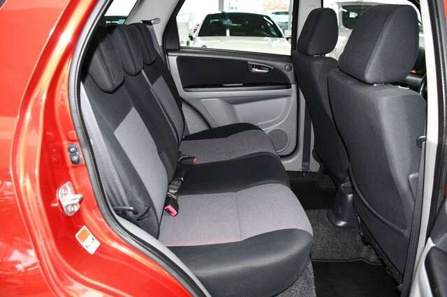 SUZUKI SX4 Diesel 2.0 DDiS 4WD Allrad Comfort Keyless Ansicht 13 für Fahrzeugdetailseite