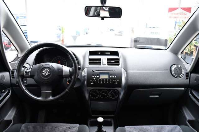 SUZUKI SX4 Diesel 2.0 DDiS 4WD Allrad Comfort Keyless Ansicht 15 für Fahrzeugdetailseite