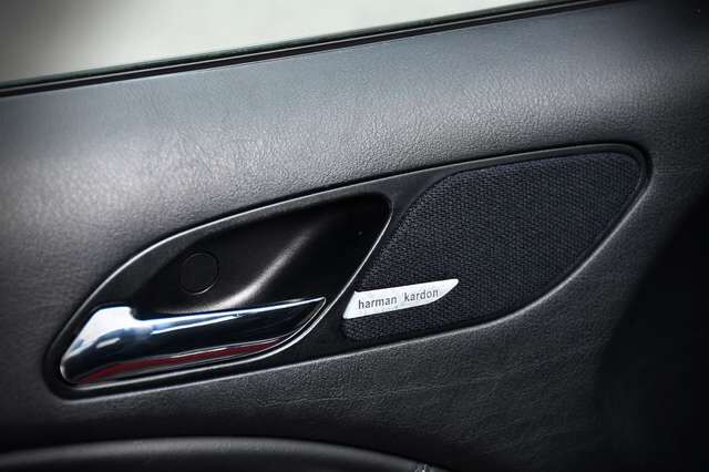 BMW M3 Coupe SMG Drivelogic Imolarot Harman Kardon Ansicht 10 für Fahrzeugdetailseite