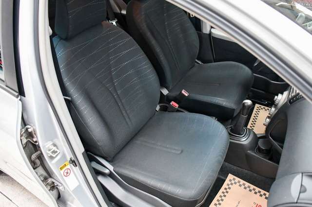 TOYOTA Yaris Sol 2.Hand Nur 30tkm! Ansicht 11 für Fahrzeugdetailseite