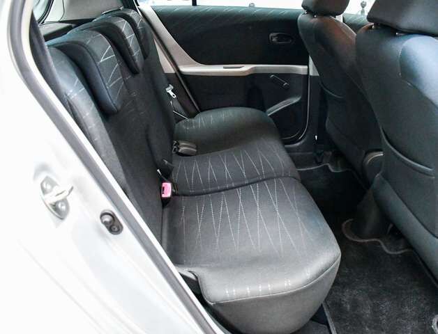 TOYOTA Yaris Sol 2.Hand Nur 30tkm! Ansicht 13 für Fahrzeugdetailseite