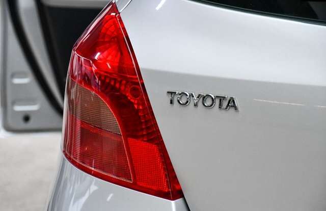 TOYOTA Yaris Sol 2.Hand Nur 30tkm! Ansicht 7 für Fahrzeugdetailseite