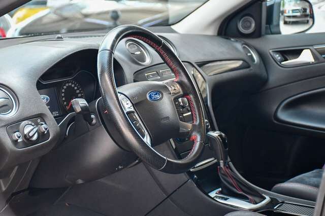 FORD Mondeo Lim. Titanium S 2.0 203 PS Automatik PDC Ansicht 15 für Fahrzeugdetailseite