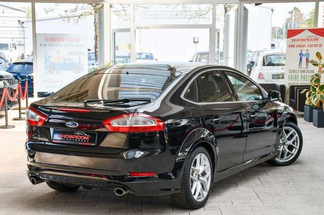 FORD Mondeo Lim. Titanium S 2.0 203 PS Automatik PDC Ansicht 2 für Fahrzeugdetailseite